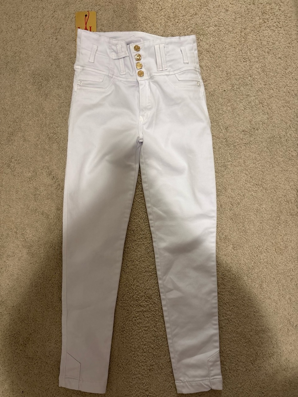 High-Waist White Skinny Jeans with Gold Buttons